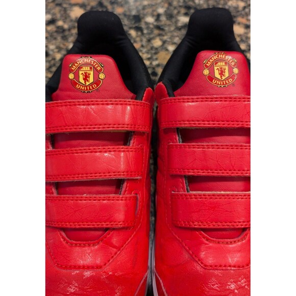 Adidas Manchester United Red MUFC Hyperfast Shoes Soccer size - Youth Boy 6.5Y - Picture 4 of 16